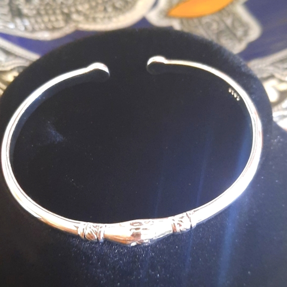 Sterling Silver Friendship Bracelet ๐ - Picture 3 of 7